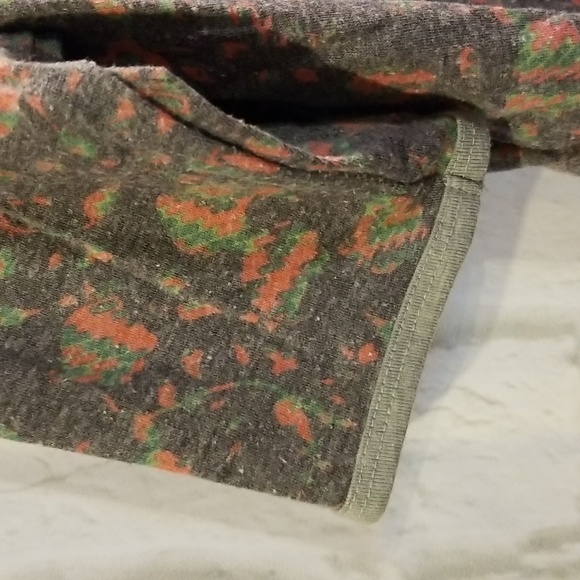 Lularoe Tunic- high/low top - Picture 5 of 6